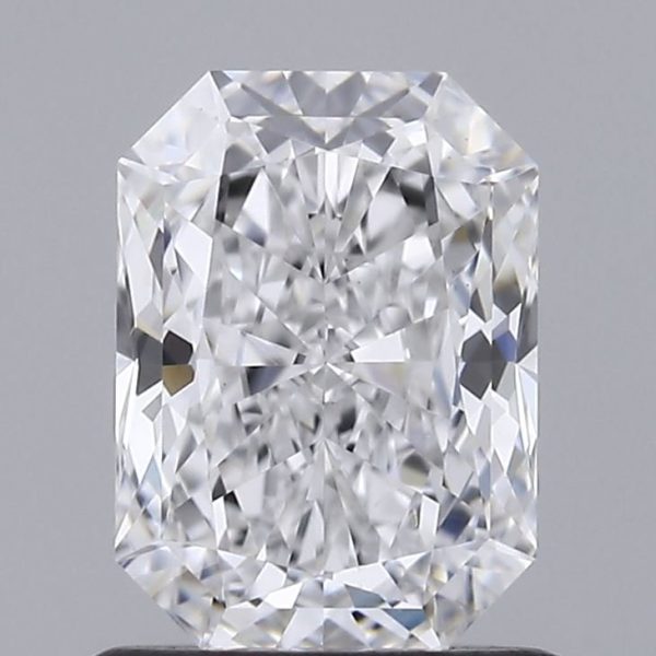 0.91 Carat Radiant Cut Lab Diamond